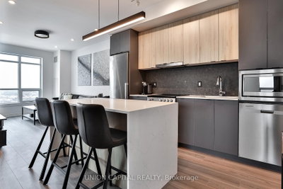 30 Upper Mall Way • #1002 • Vaughan, ON photo 8