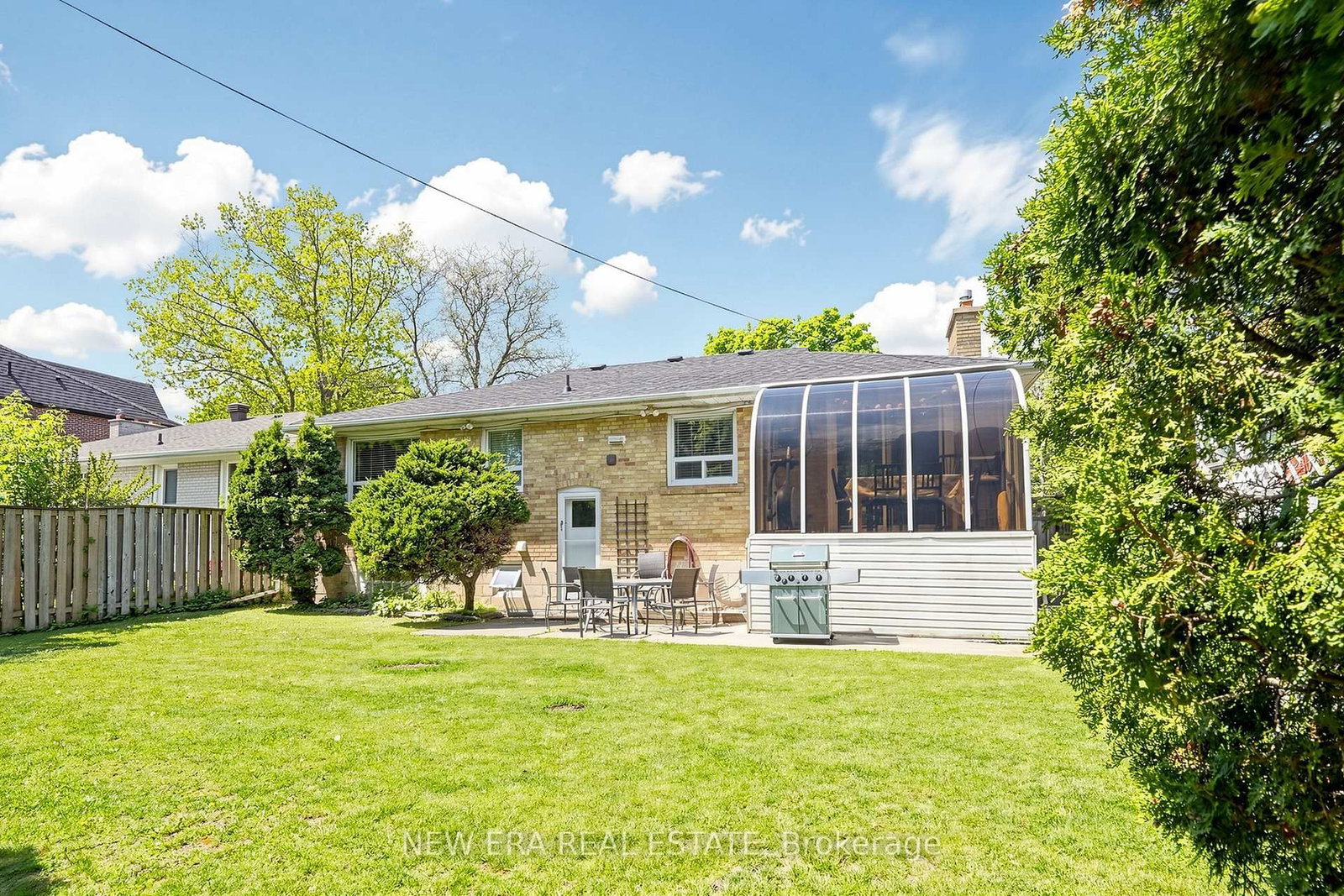 197 Lucas Street • Richmond Hill, ON photo 34