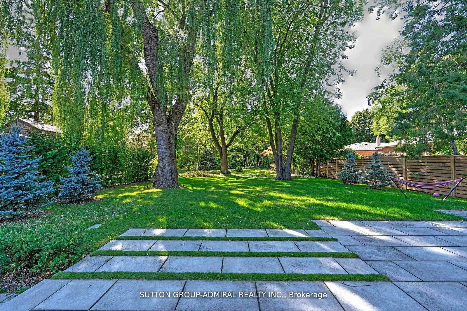 126 WOOD Lane • Richmond Hill, ON photo 36