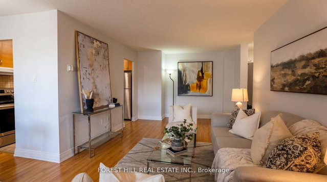 302 - 180 DUDLEY Avenue