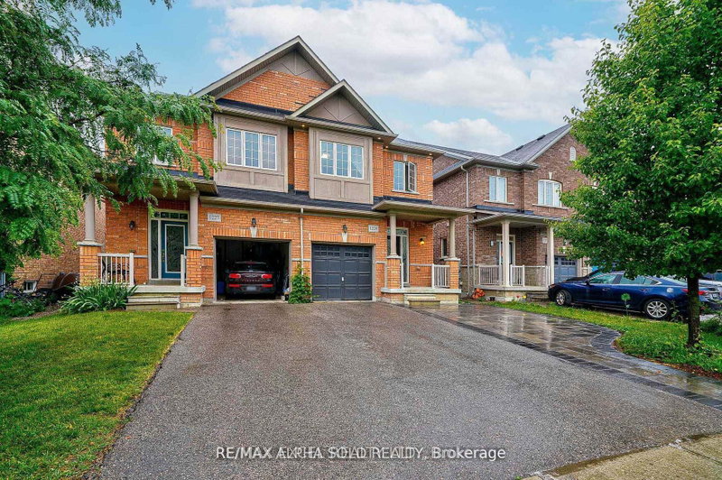 home for lease on 1229 Mccron Crescent