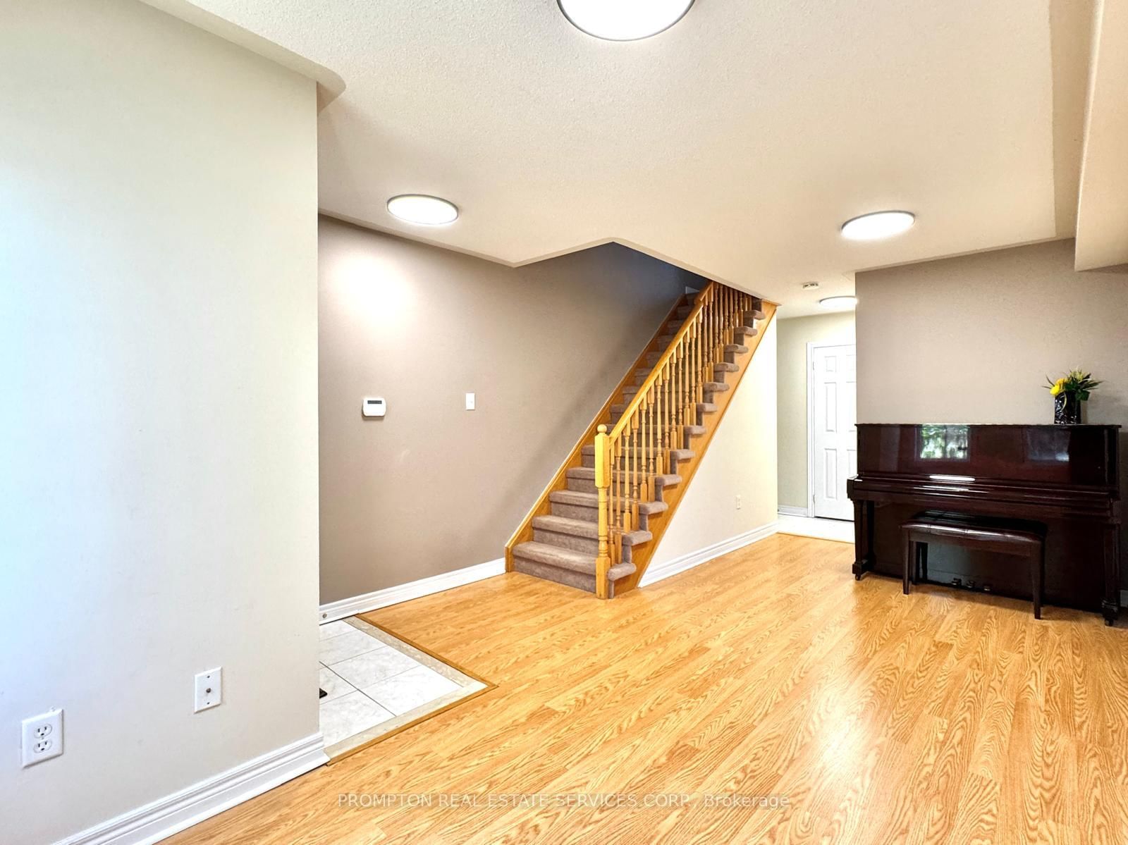 2516 Bur Oak Avenue • Markham, ON photo 12