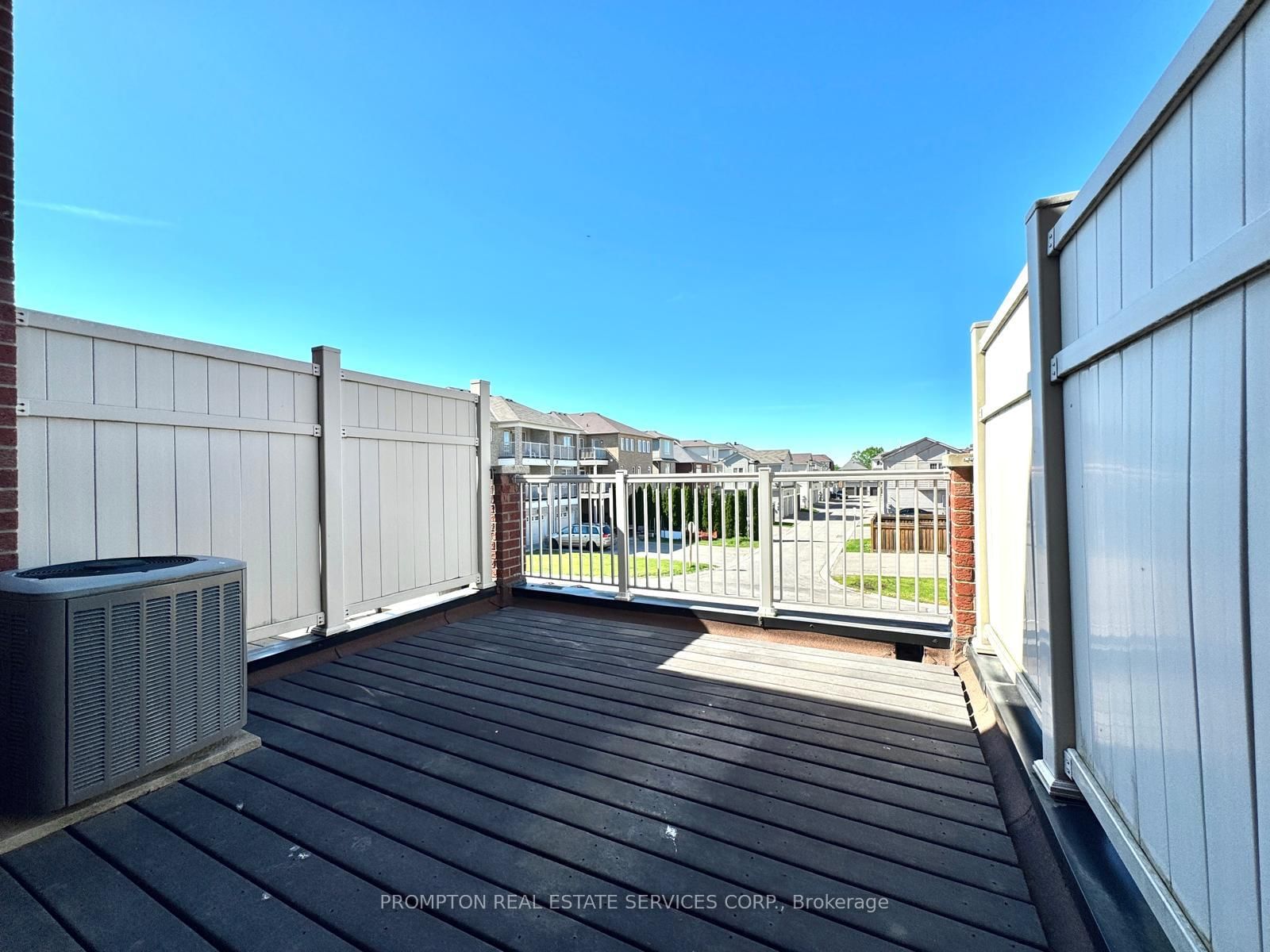2516 Bur Oak Avenue • Markham, ON photo 14