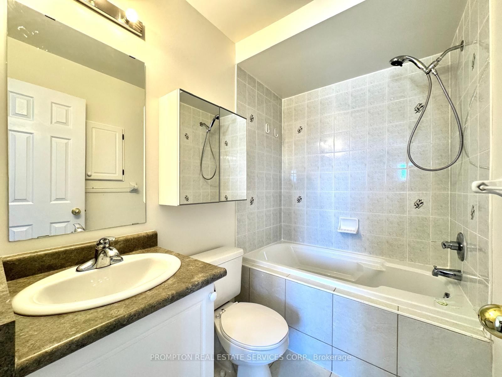 2516 Bur Oak Avenue • Markham, ON photo 17