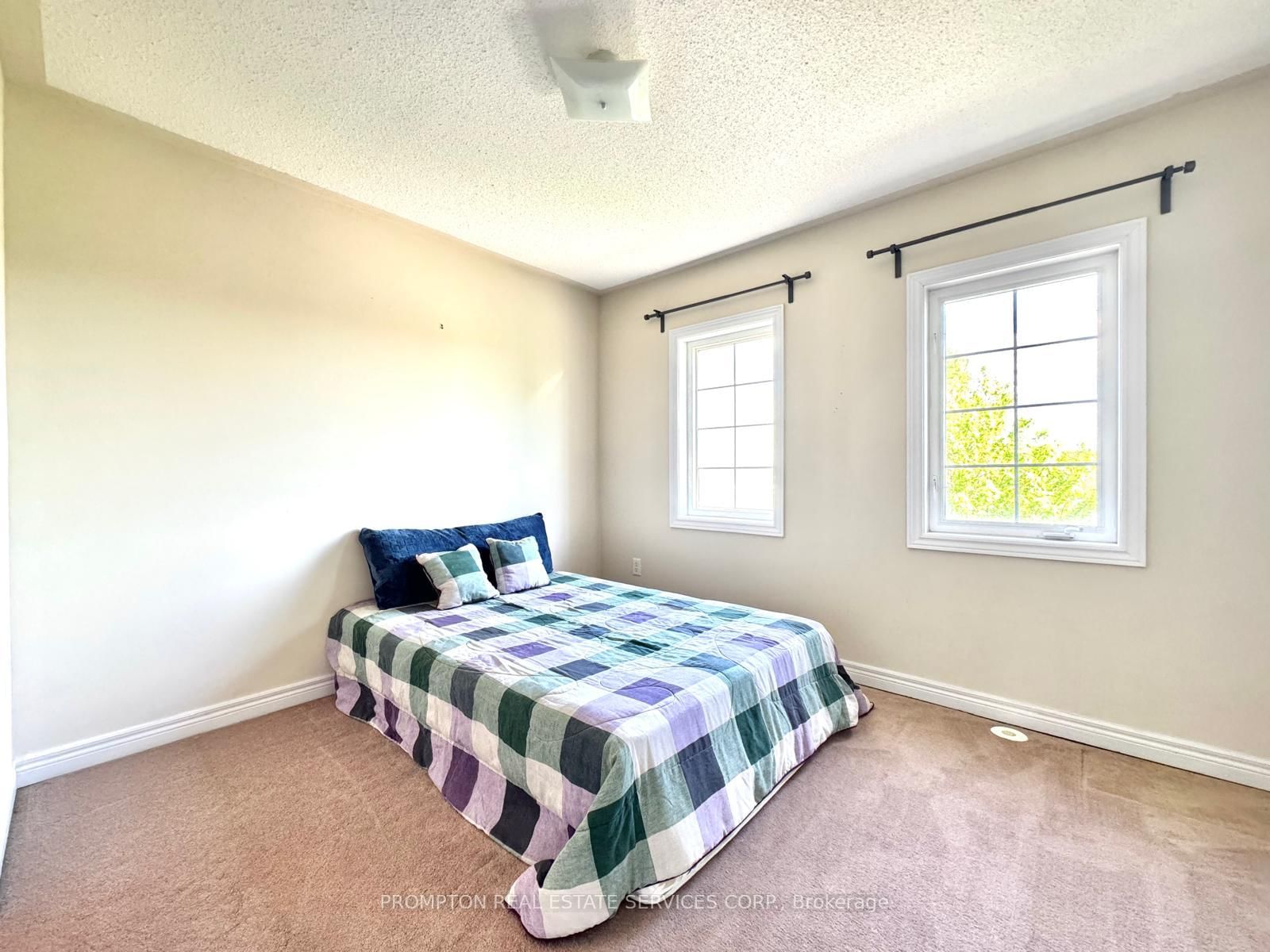 2516 Bur Oak Avenue • Markham, ON photo 20