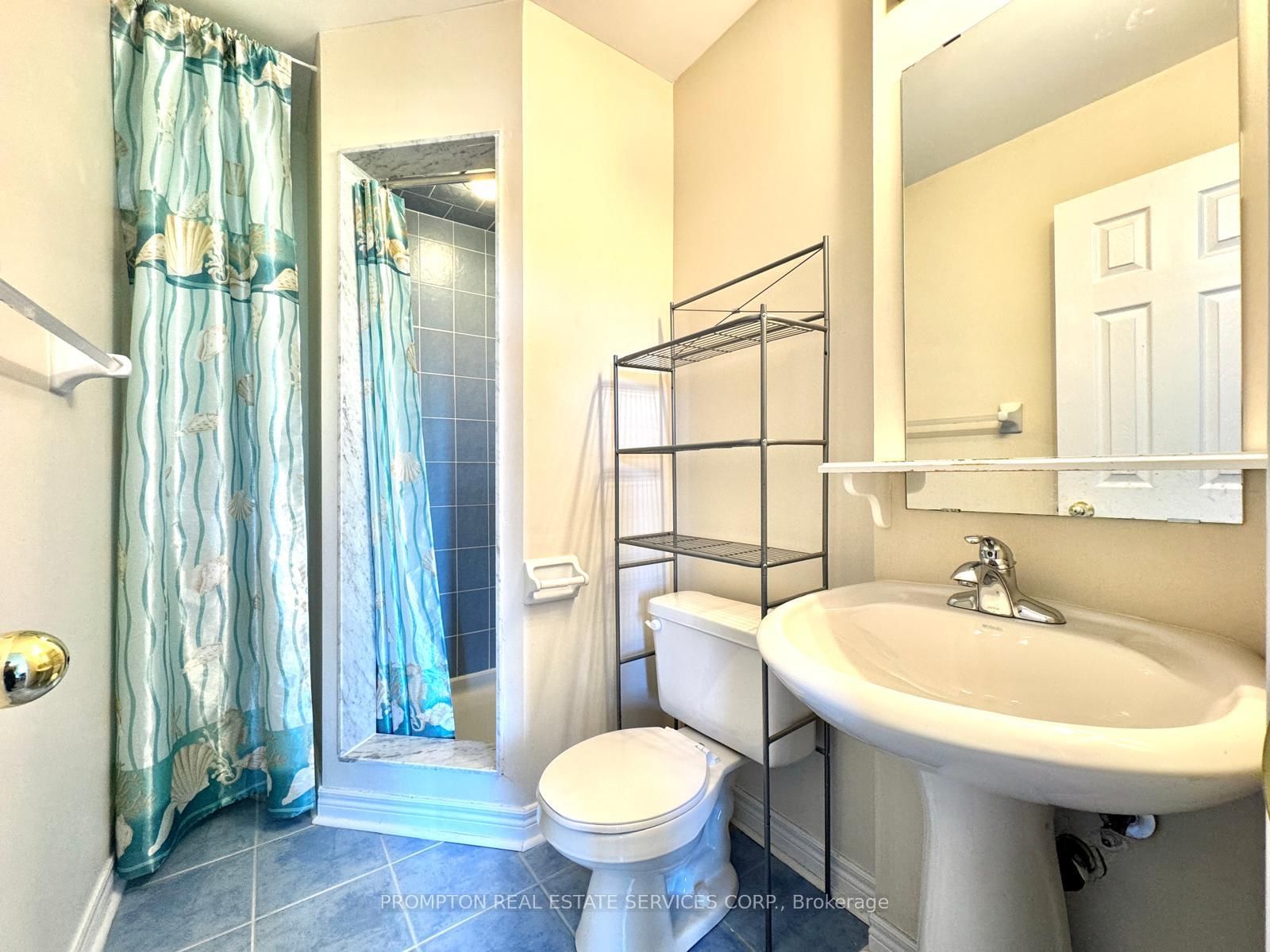 2516 Bur Oak Avenue • Markham, ON photo 21