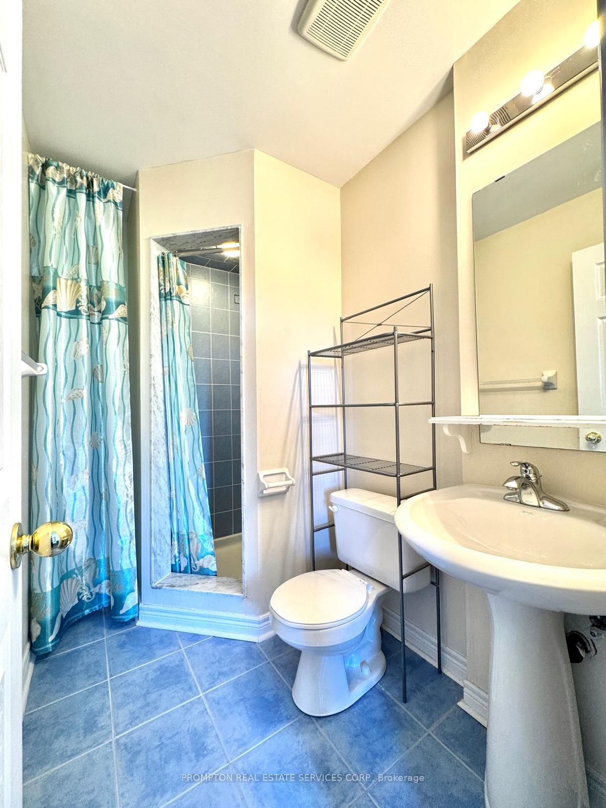 2516 Bur Oak Avenue • Markham, ON photo 22
