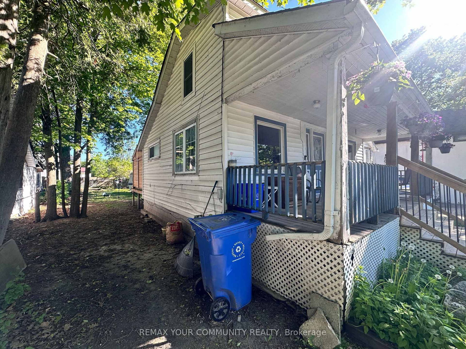 1002 Lake Drive E • Georgina, ON photo 5