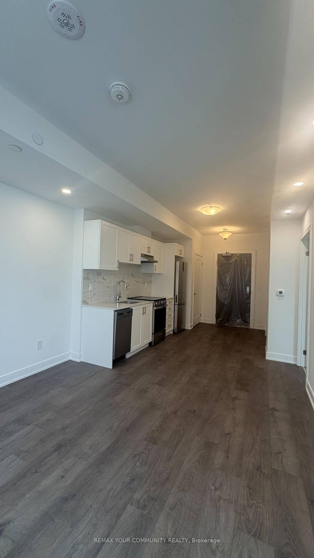 705 Davis Drive, Unit 907 - Photo 17