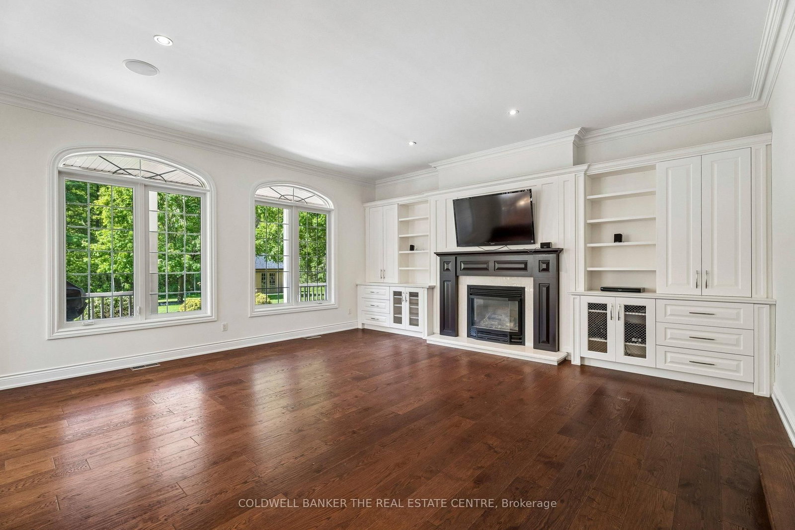 480 Coventry Hill Trail • Newmarket, ON photo 11