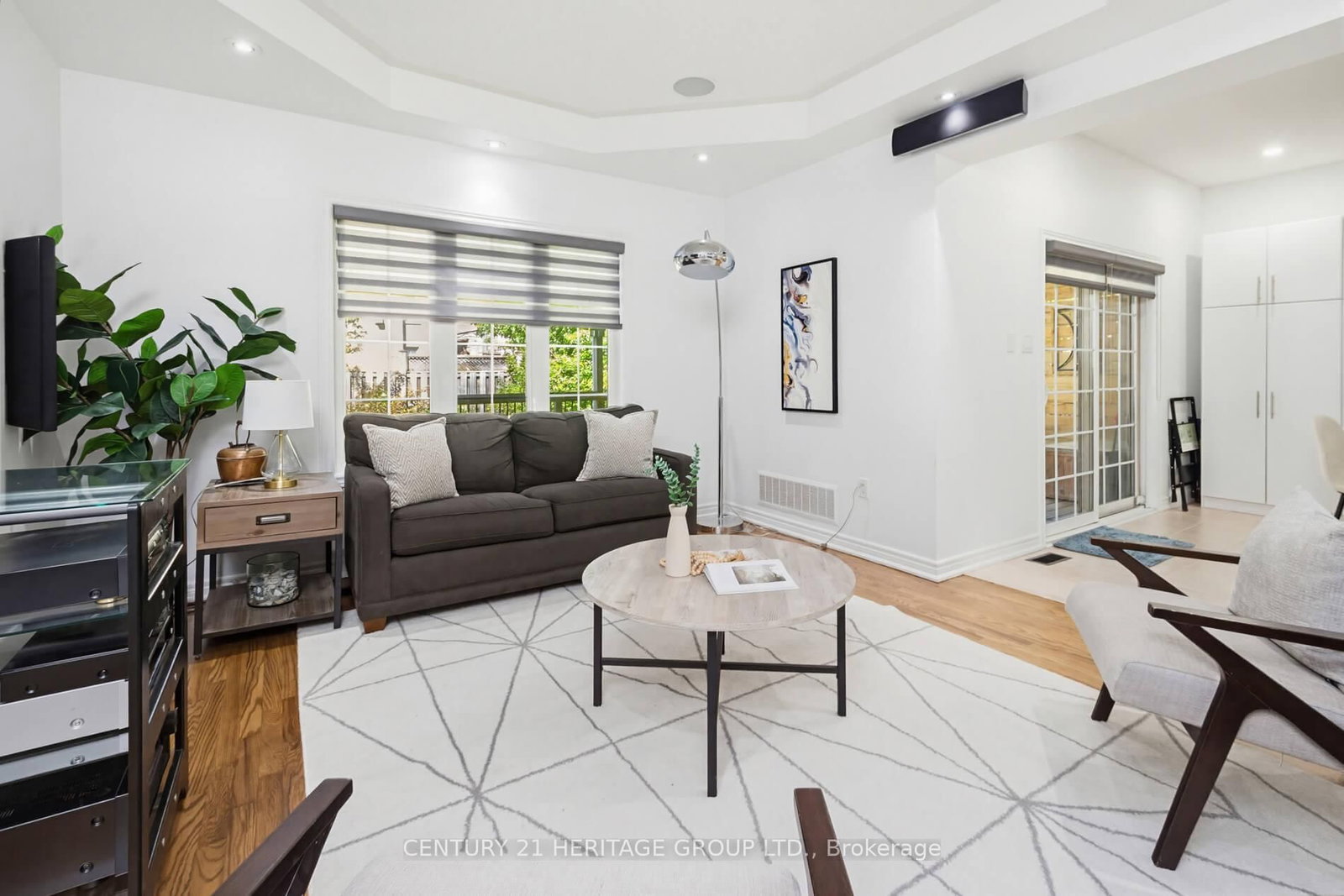 14 Giordano Way • Vaughan, ON photo 12