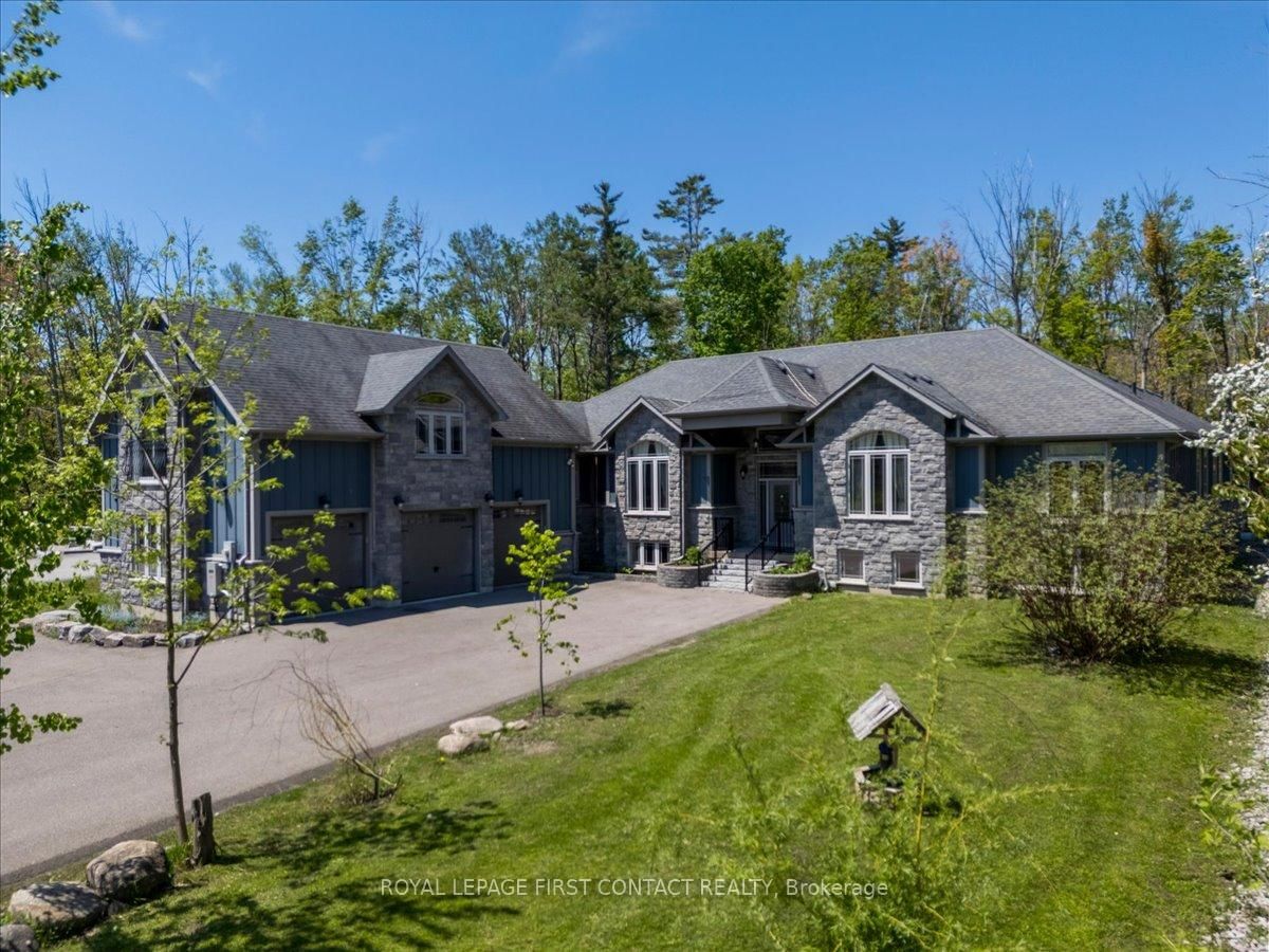 3500 Crescent Harbour Road • Innisfil, ON photo 1