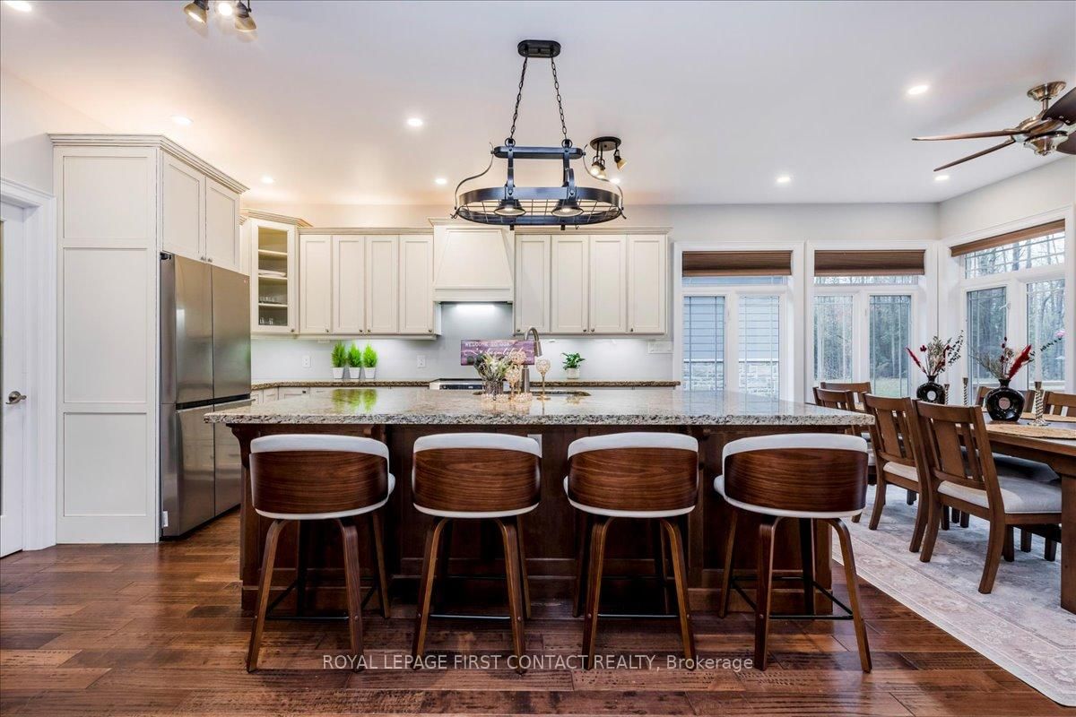 3500 Crescent Harbour Road • Innisfil, ON photo 9