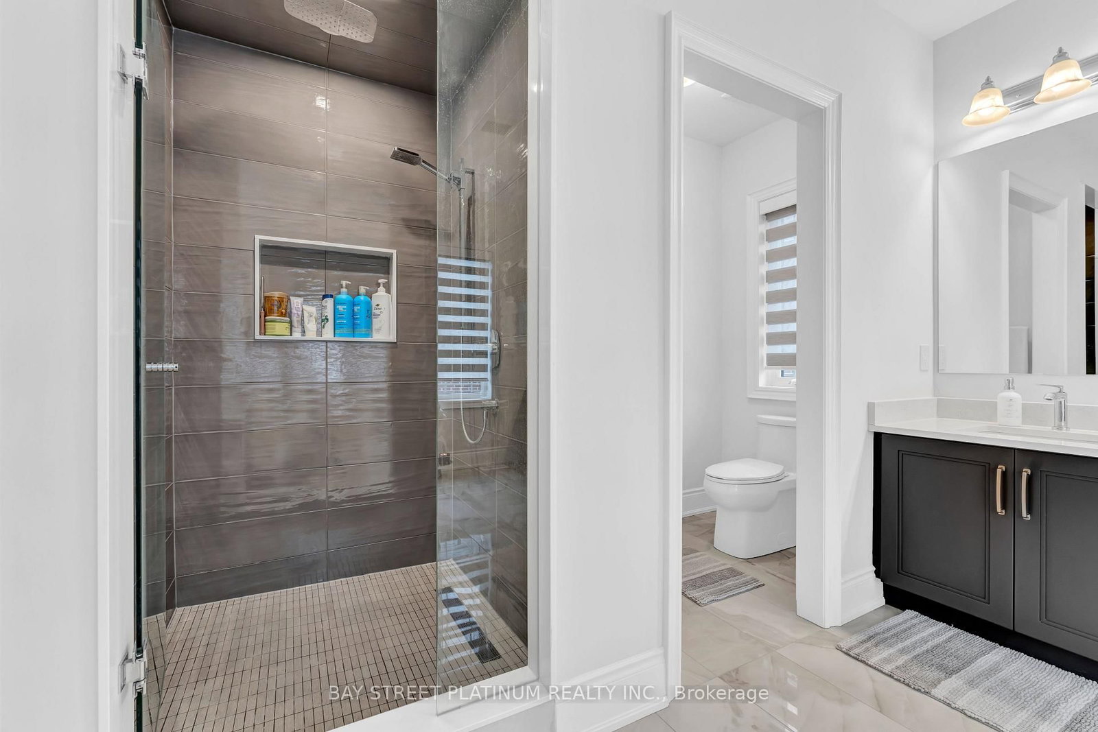 18 Woodgate Pines Drive • Vaughan, ON photo 33