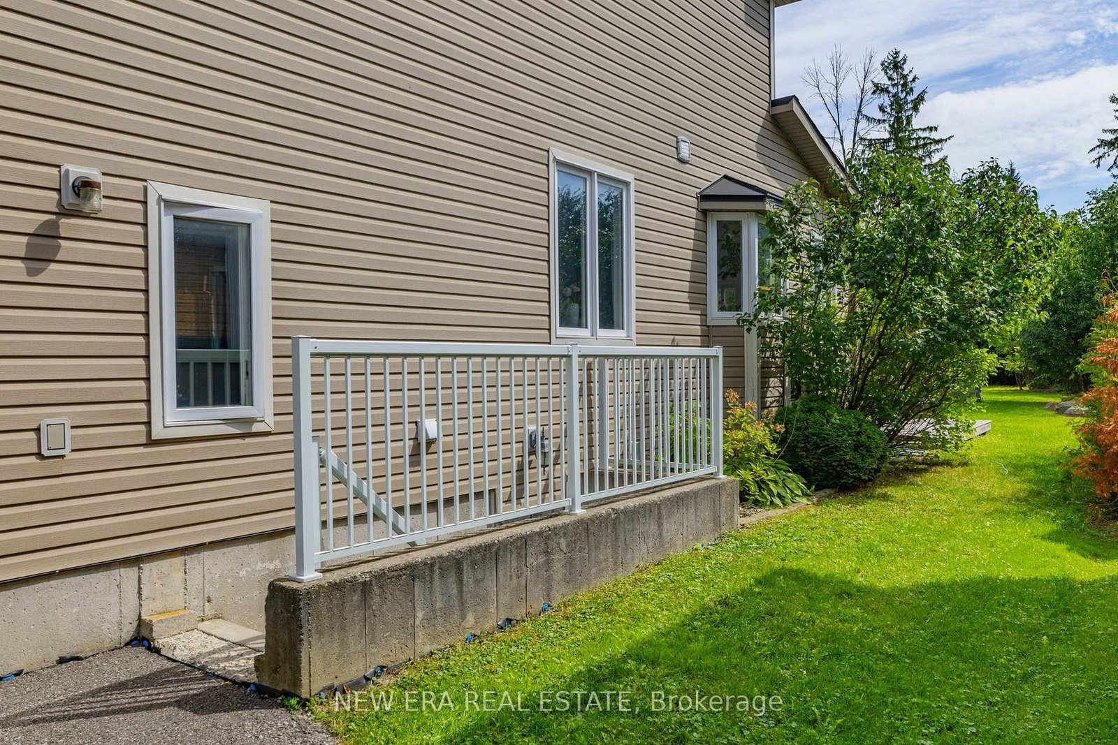 1031 Lake Drive N • Georgina, ON photo 40