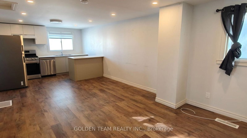 Upper Unit - 205 Pine Beach Drive
