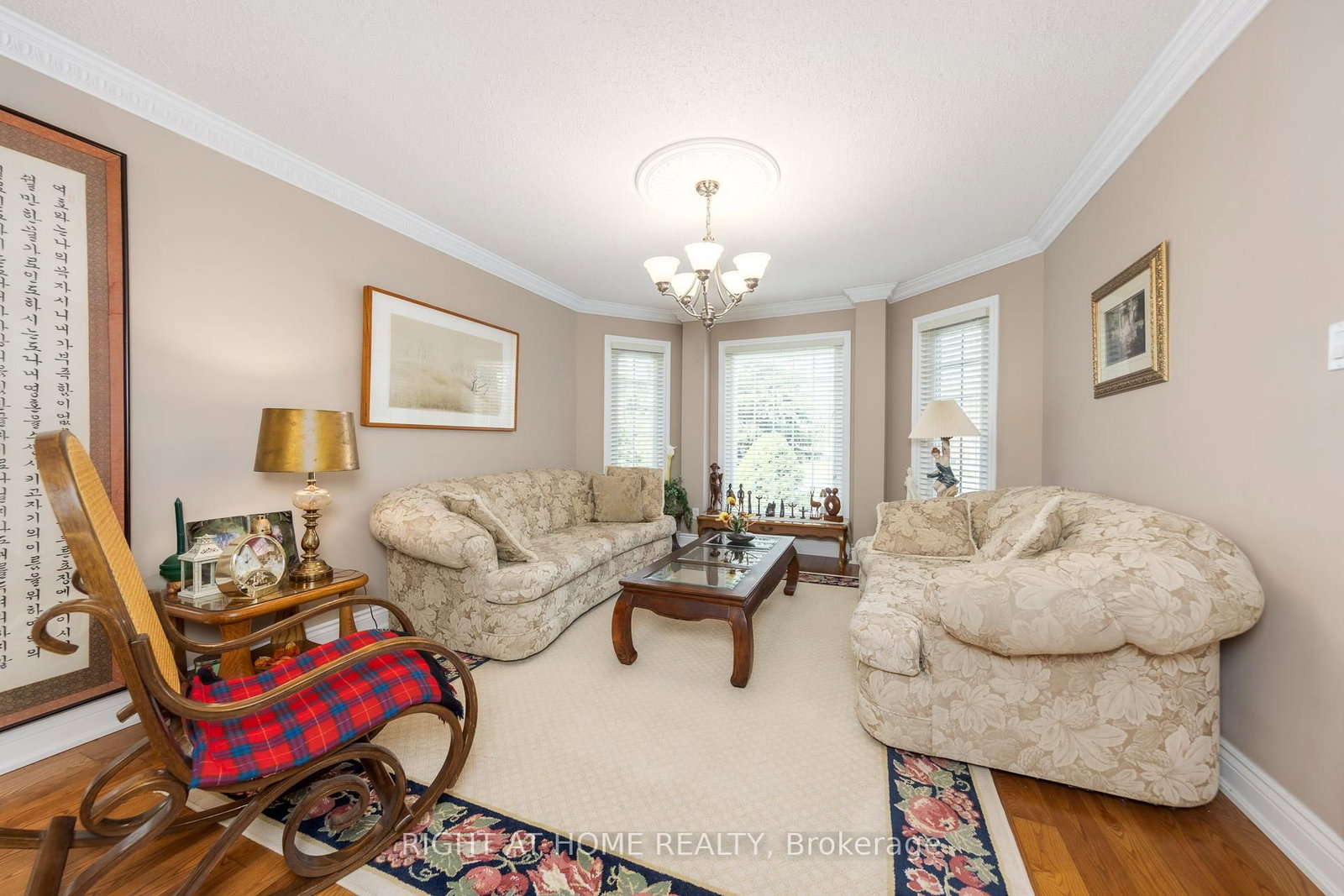 27 Addison Street • Richmond Hill, ON photo 8