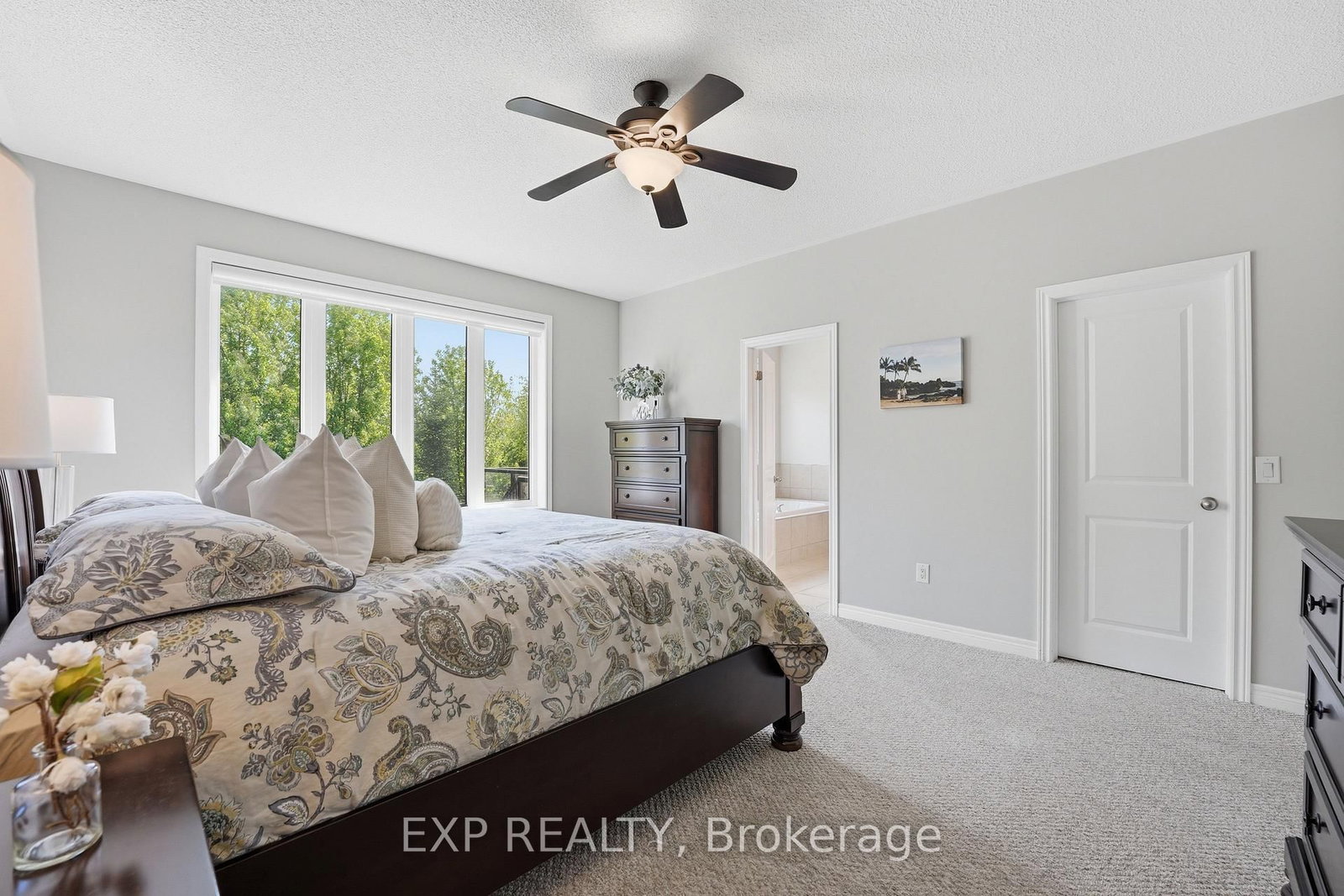 25 Manor Forest Road • East Gwillimbury, ON photo 15