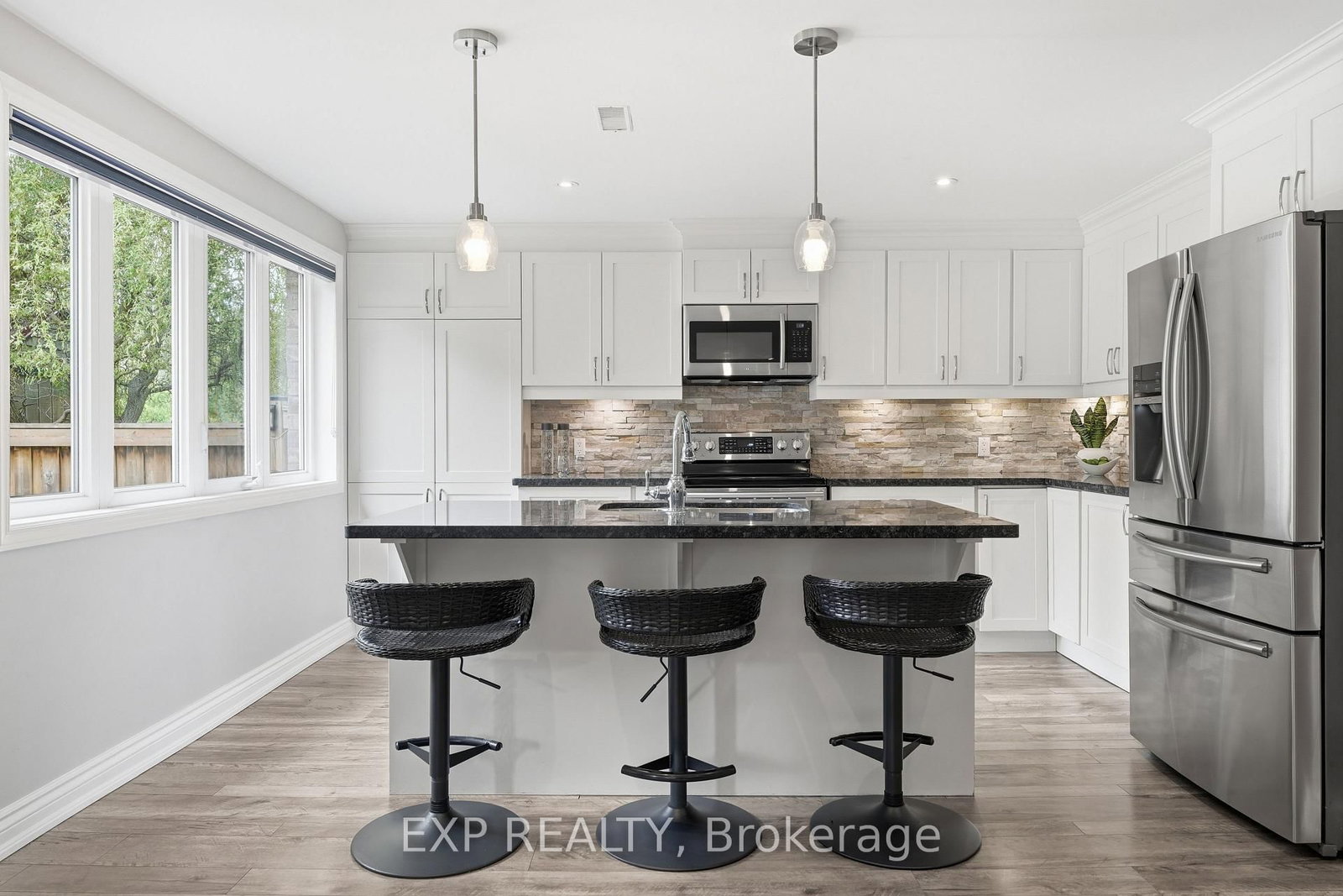 25 Manor Forest Road • East Gwillimbury, ON photo 28