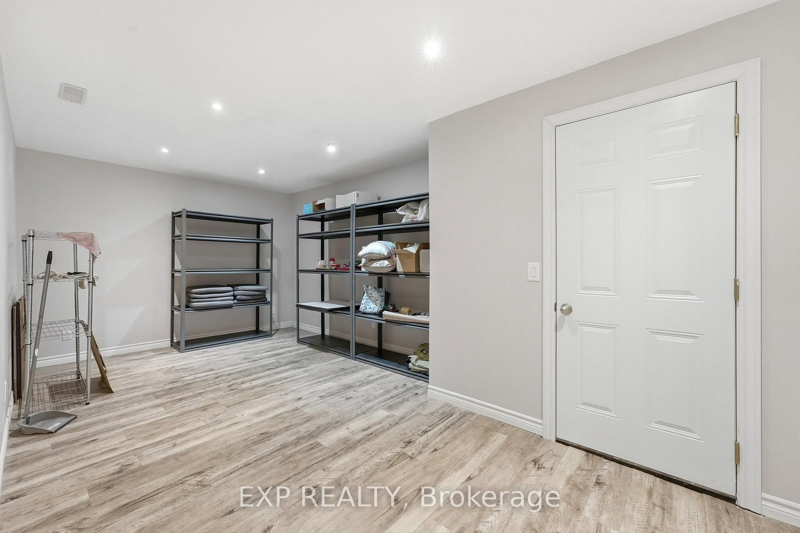 25 Manor Forest Road • East Gwillimbury, ON photo 39