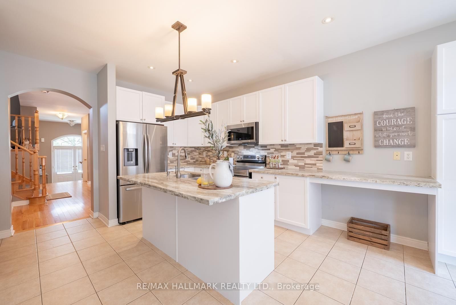 43 Horsedreamer Lane • Whitchurch-Stouffville, ON photo 11