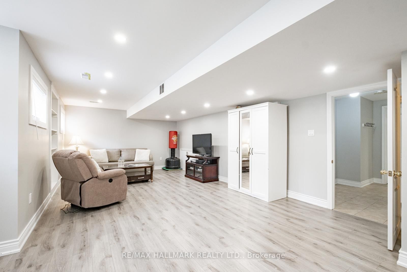 43 Horsedreamer Lane • Whitchurch-Stouffville, ON photo 38