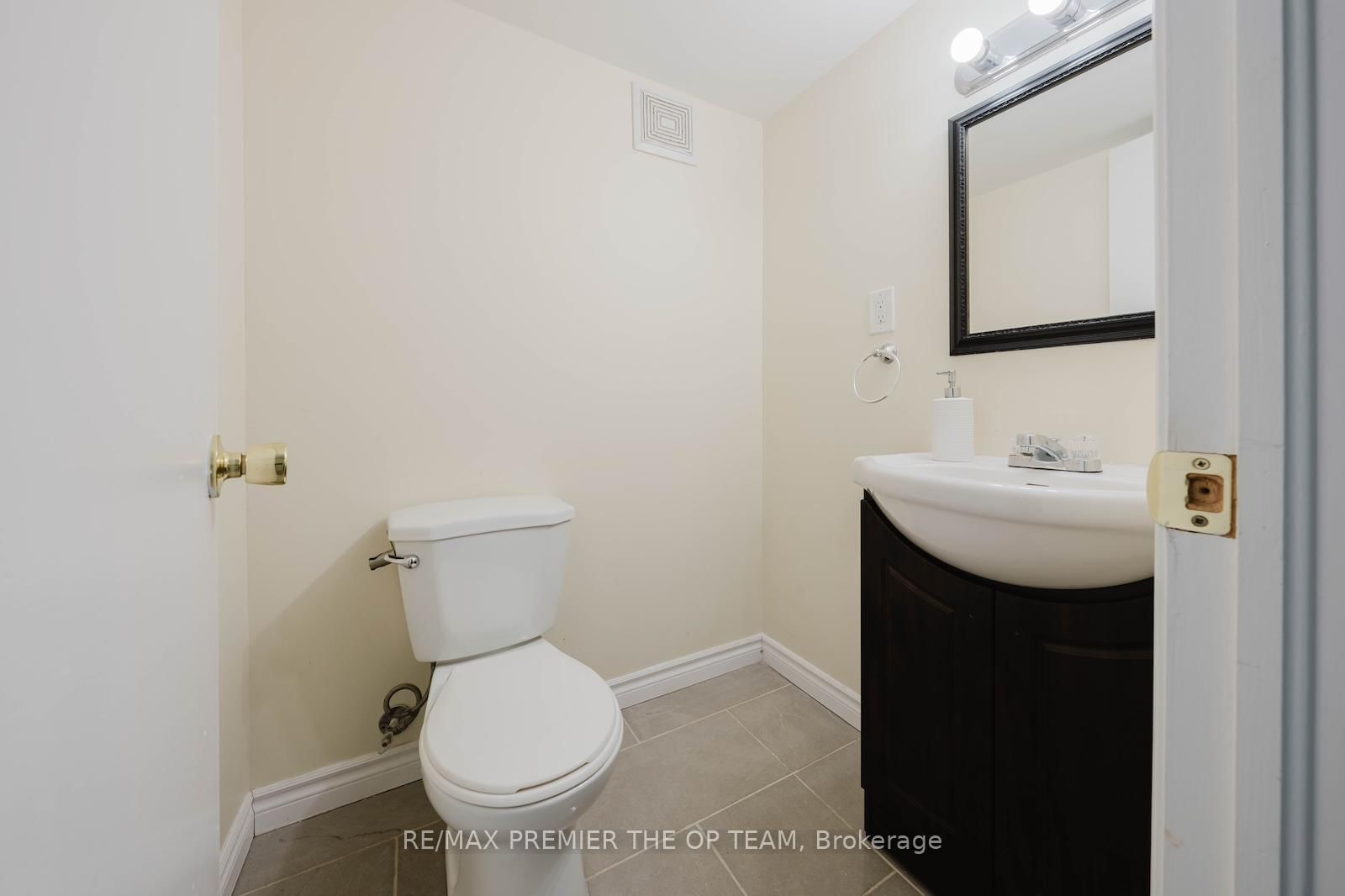 7930 Kipling Avenue • Vaughan, ON photo 39