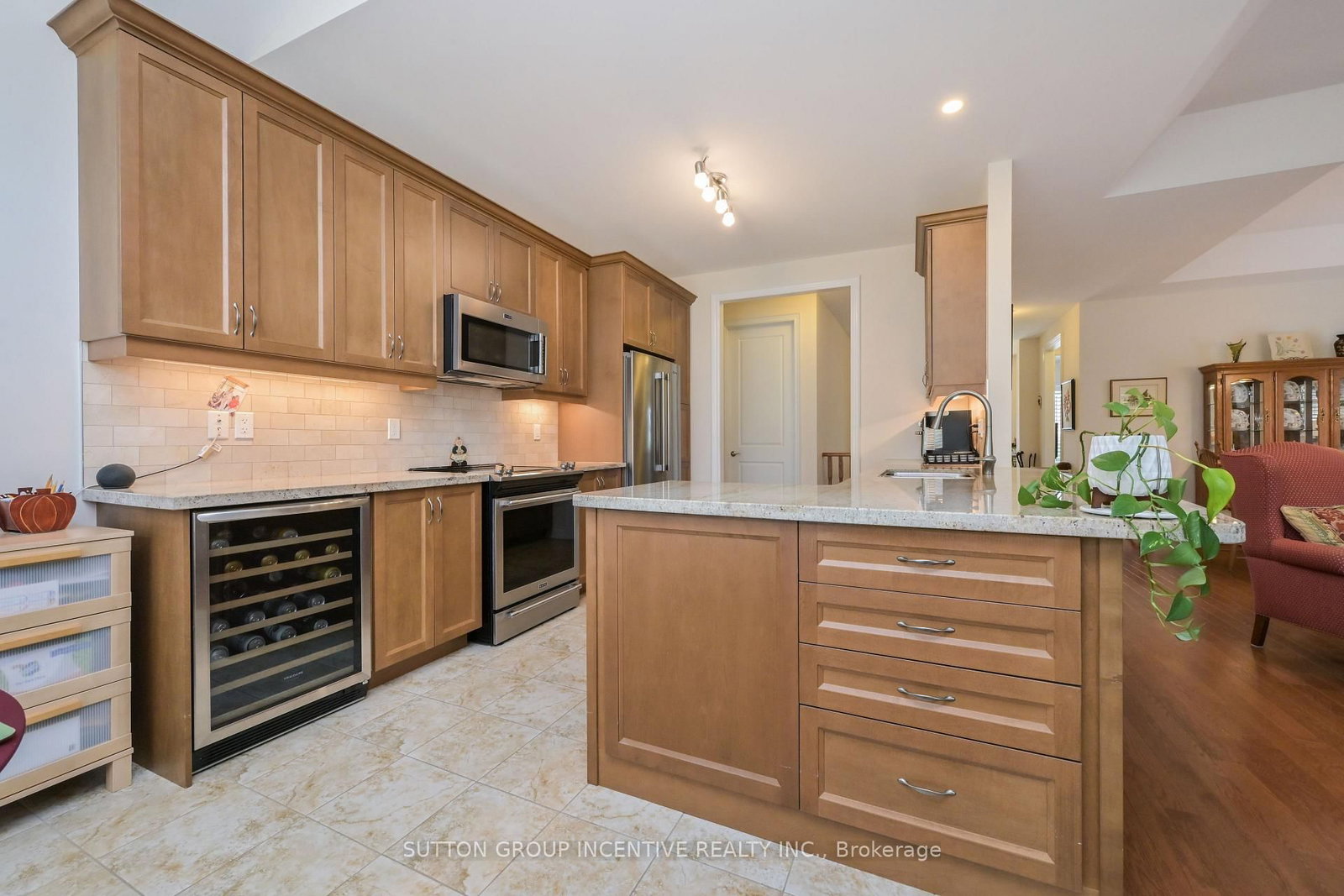 110 Ridge Way • New Tecumseth, ON photo 10