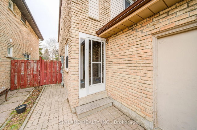 56 Upton Crescent