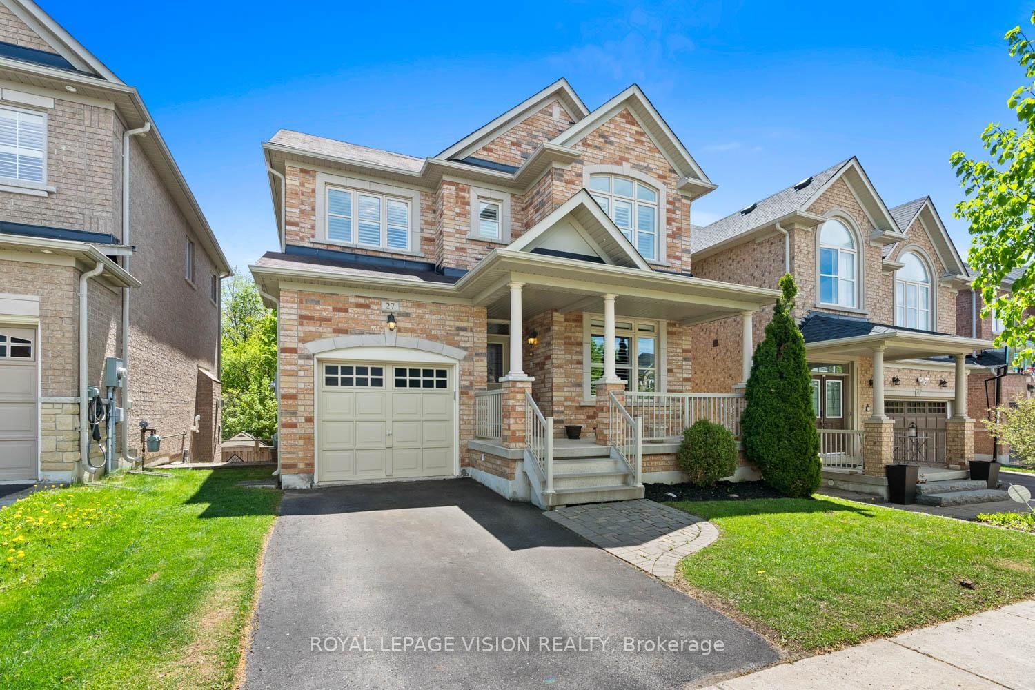 27 Ida Jane Grove • Whitchurch-Stouffville, ON photo 1