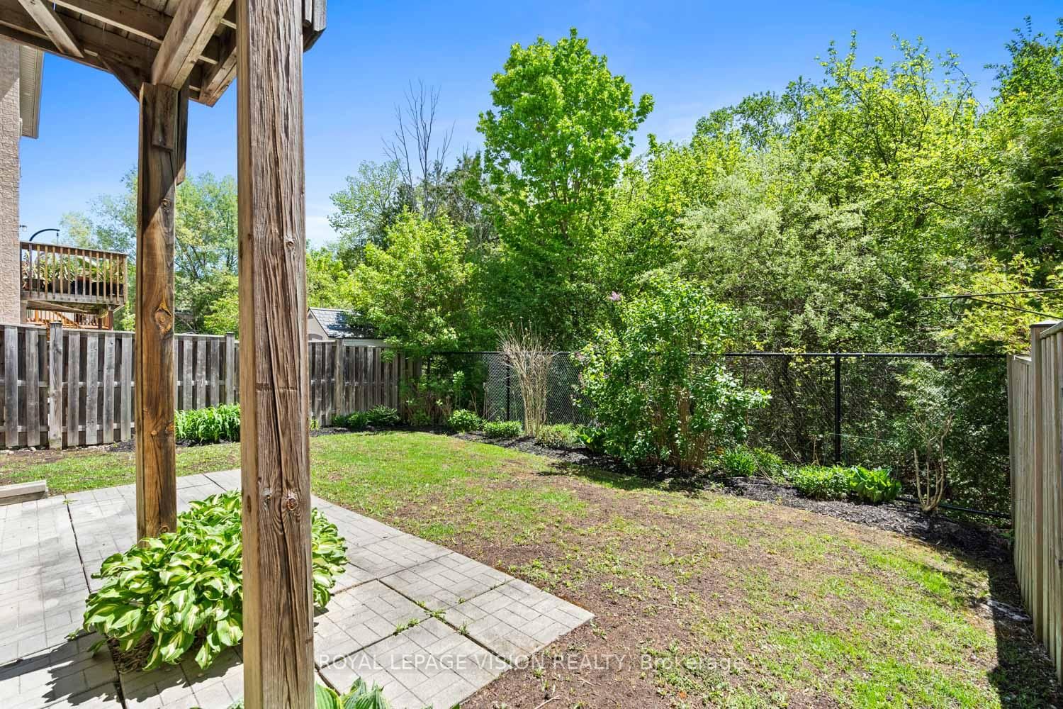 27 Ida Jane Grove • Whitchurch-Stouffville, ON photo 28