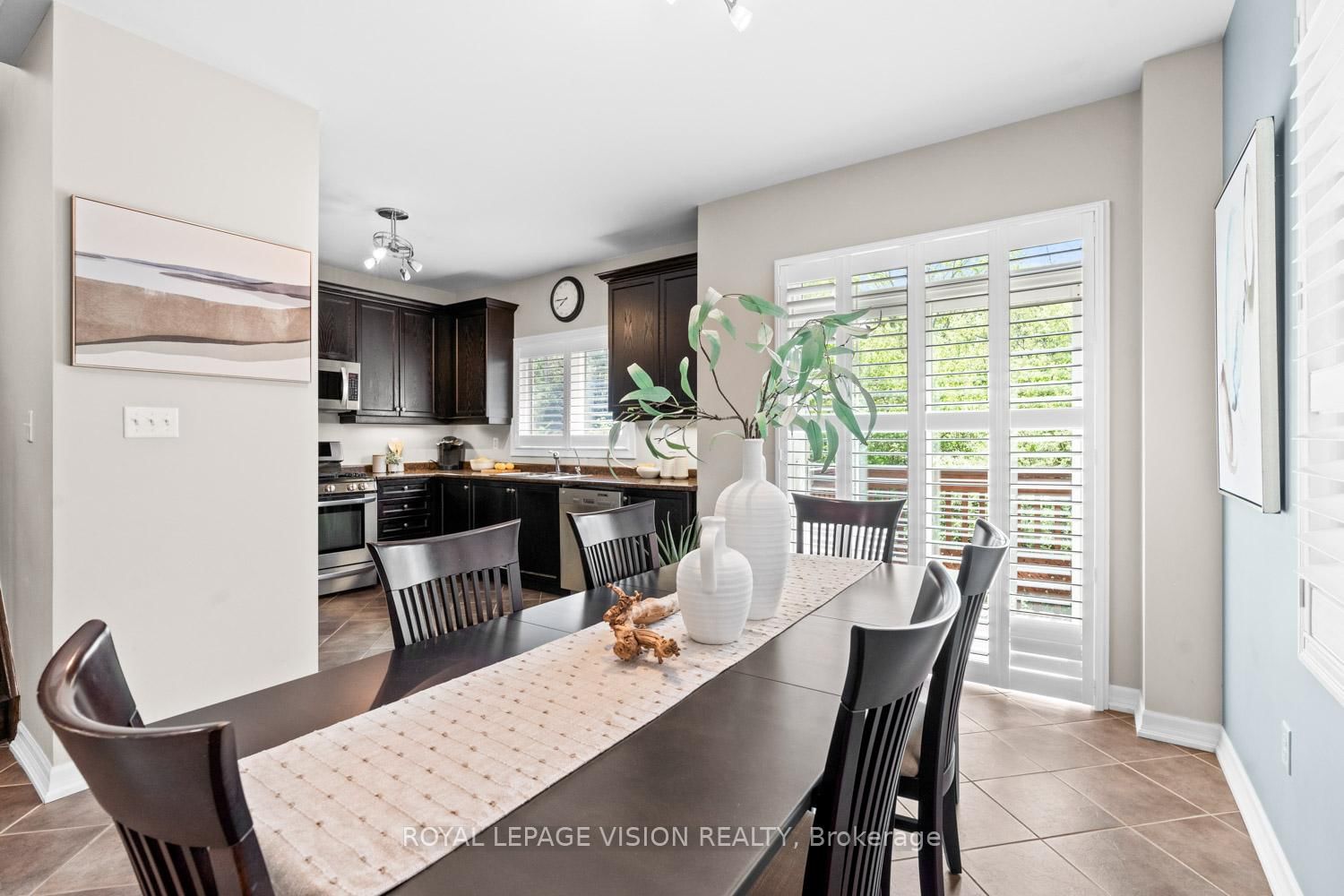 27 Ida Jane Grove • Whitchurch-Stouffville, ON photo 6
