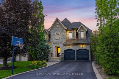 5-bed Detached House · 160 King High Dr