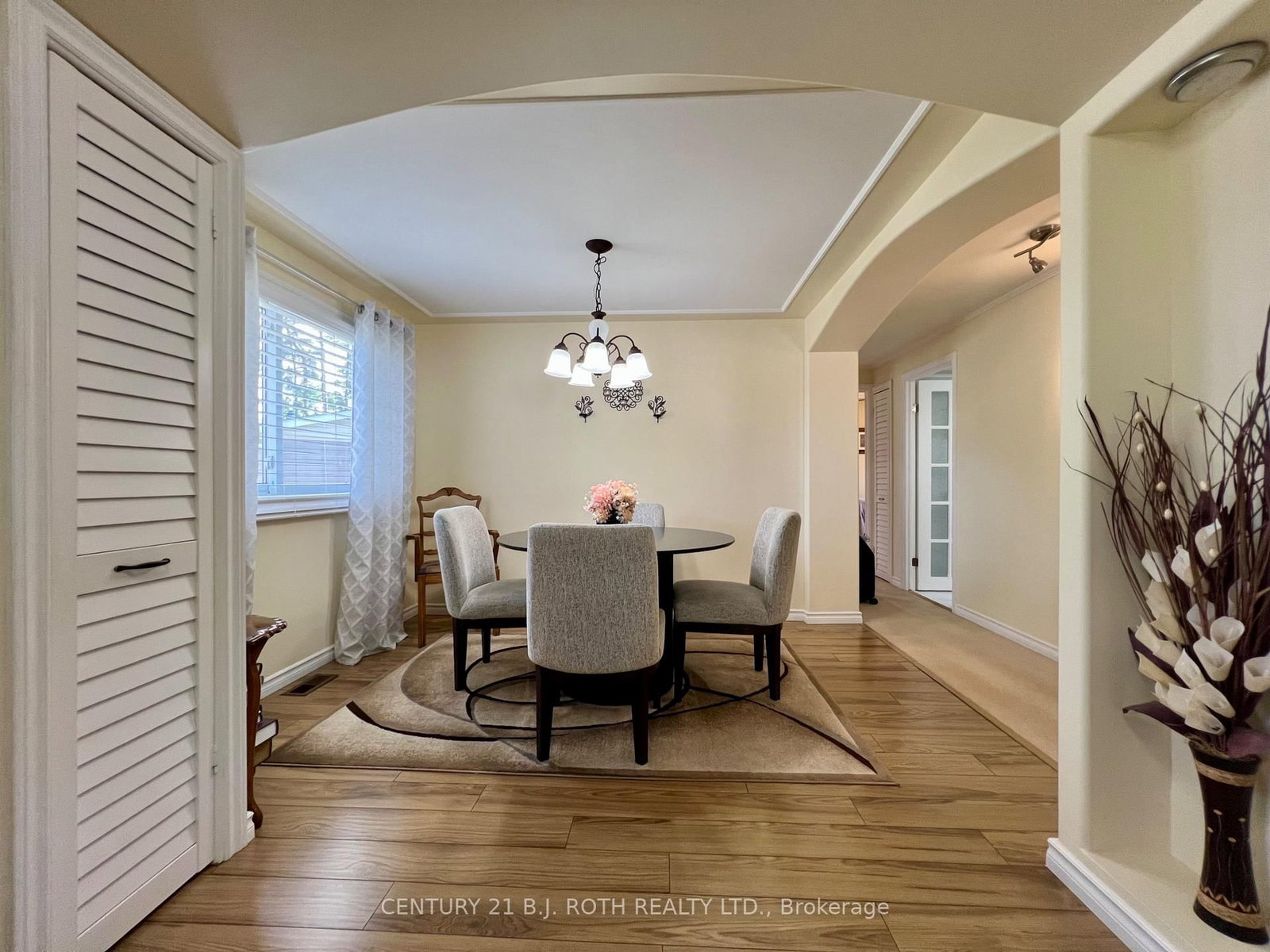 57 Main Street • Innisfil, ON photo 6