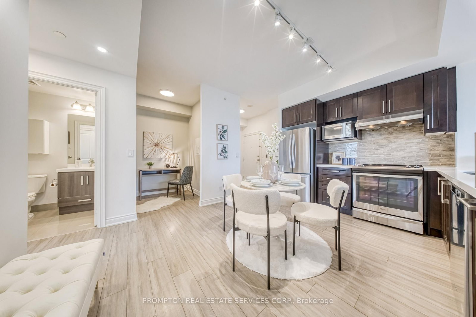 38 Cedarland Drive • #1208 • Markham, ON photo 8