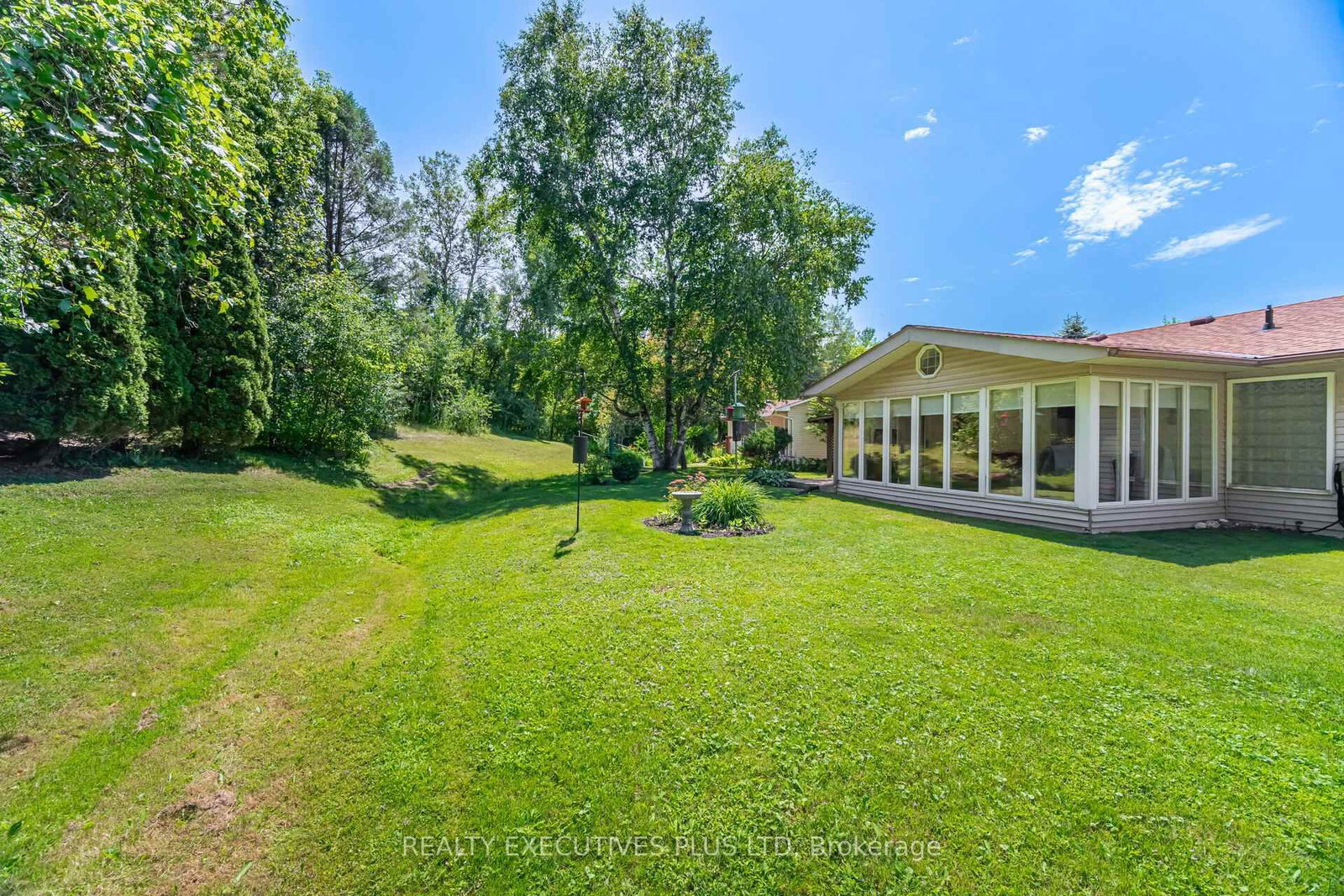 3 Pineview Court • New Tecumseth, ON photo 32