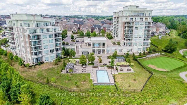 612 - 15 Stollery Pond Crescent