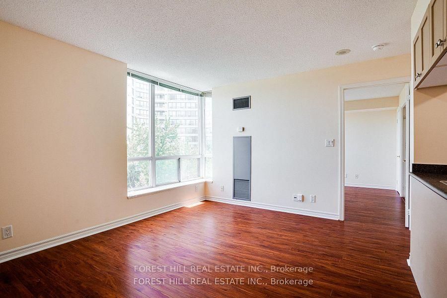 745 New Westminster Drive, Unit 608