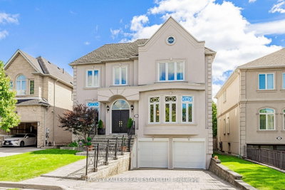 6-bed Detached House · 145 Rodeo Dr