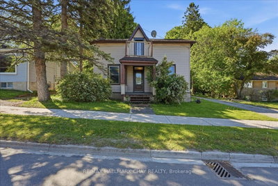 Detached House for sale at 17 Church Street, Innisfil, Ontario, L0L 1L0 - Cookstown - MLS: N13247124