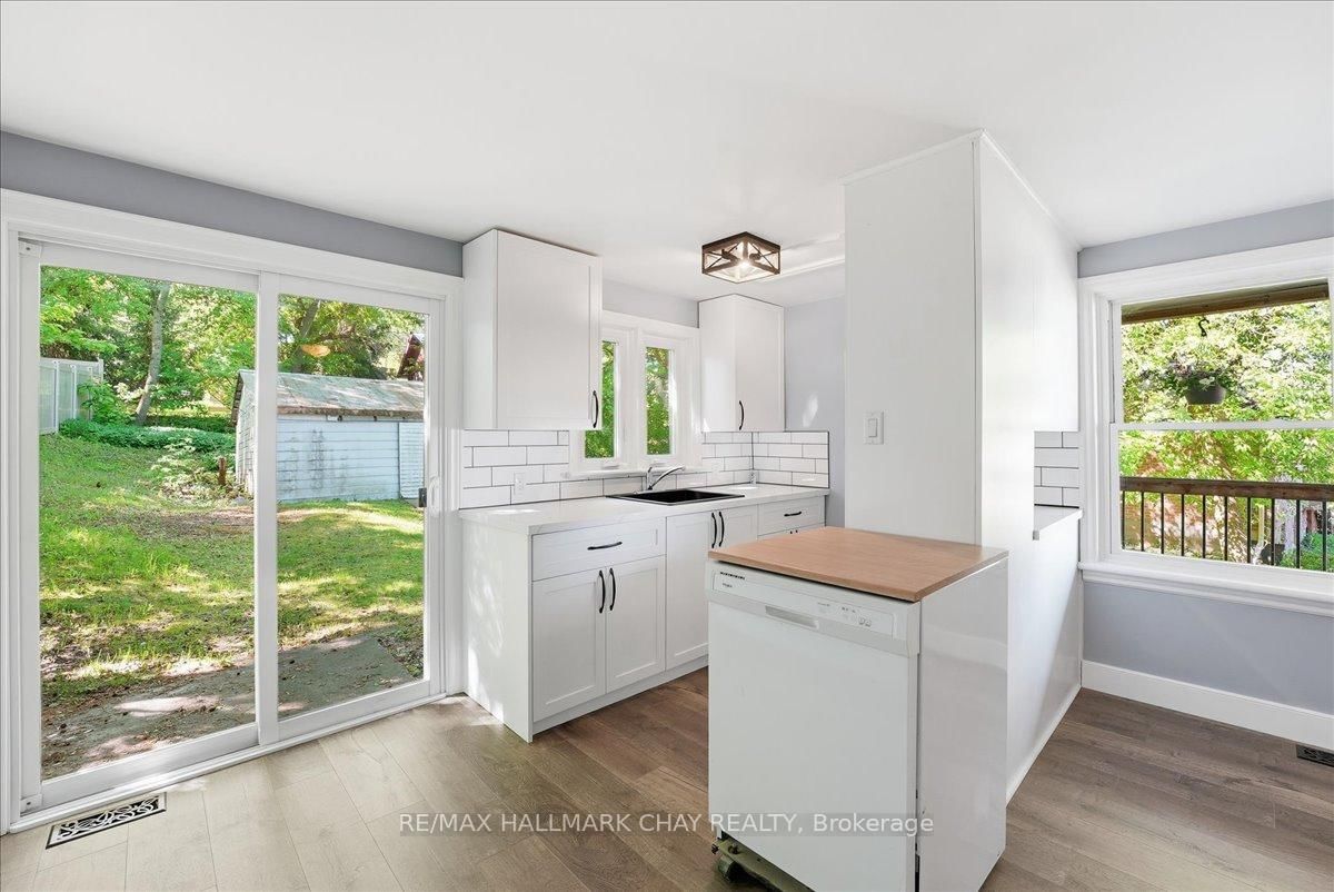 17 Church Street • Innisfil, ON photo 9