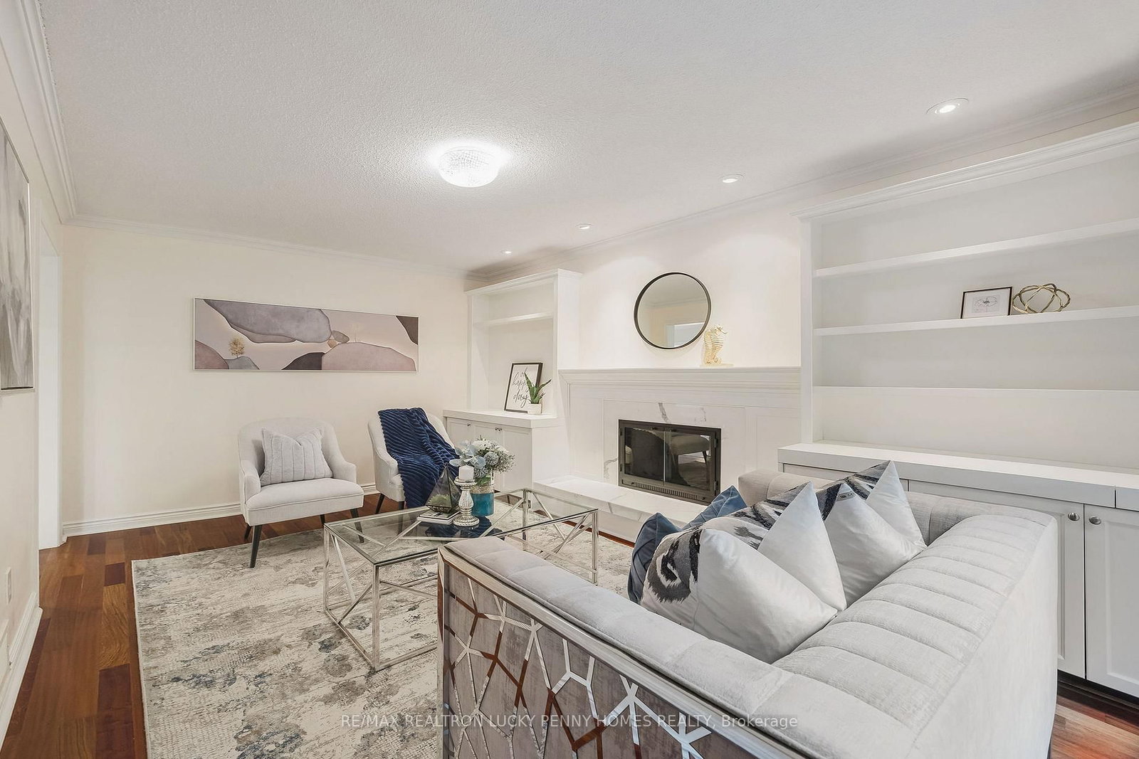 4 McPhail Court • Markham, ON photo 17