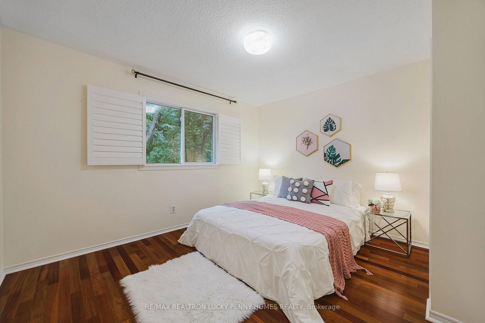 4 McPhail Court • Markham, ON photo 24