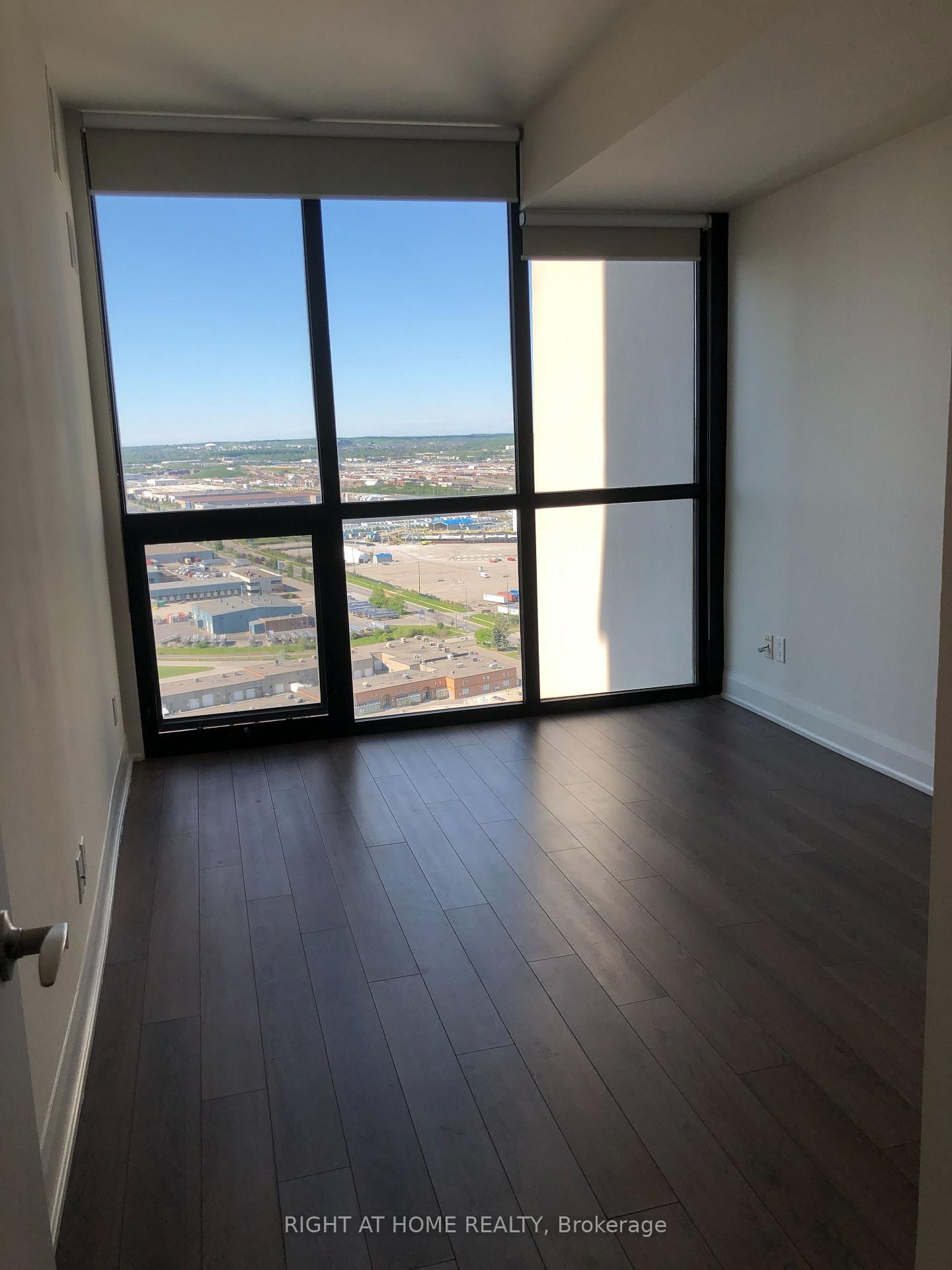 2900 Highway 7 Road, Unit 2606 - Photo 12