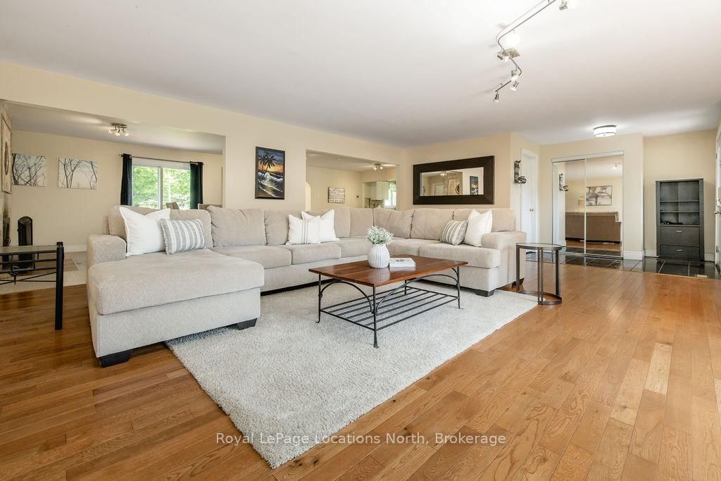 3934 Lakeview Road • Innisfil, ON photo 11