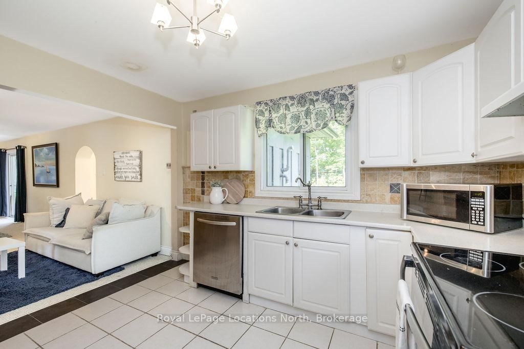 3934 Lakeview Road • Innisfil, ON photo 19