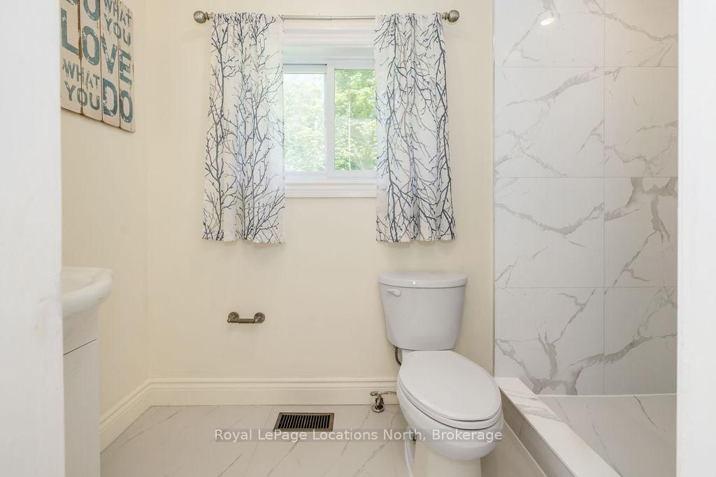 3934 Lakeview Road • Innisfil, ON photo 25