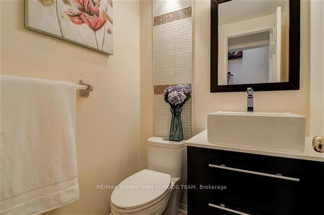 18 Clark Avenue W • #154 • Vaughan, ON photo 11