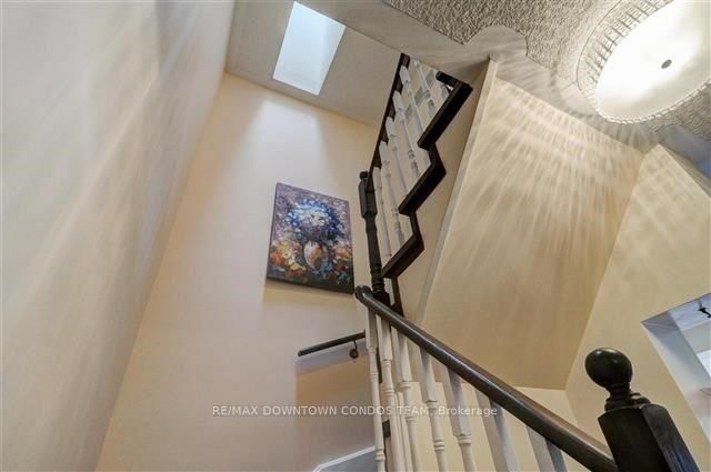 18 Clark Avenue W • #154 • Vaughan, ON photo 12