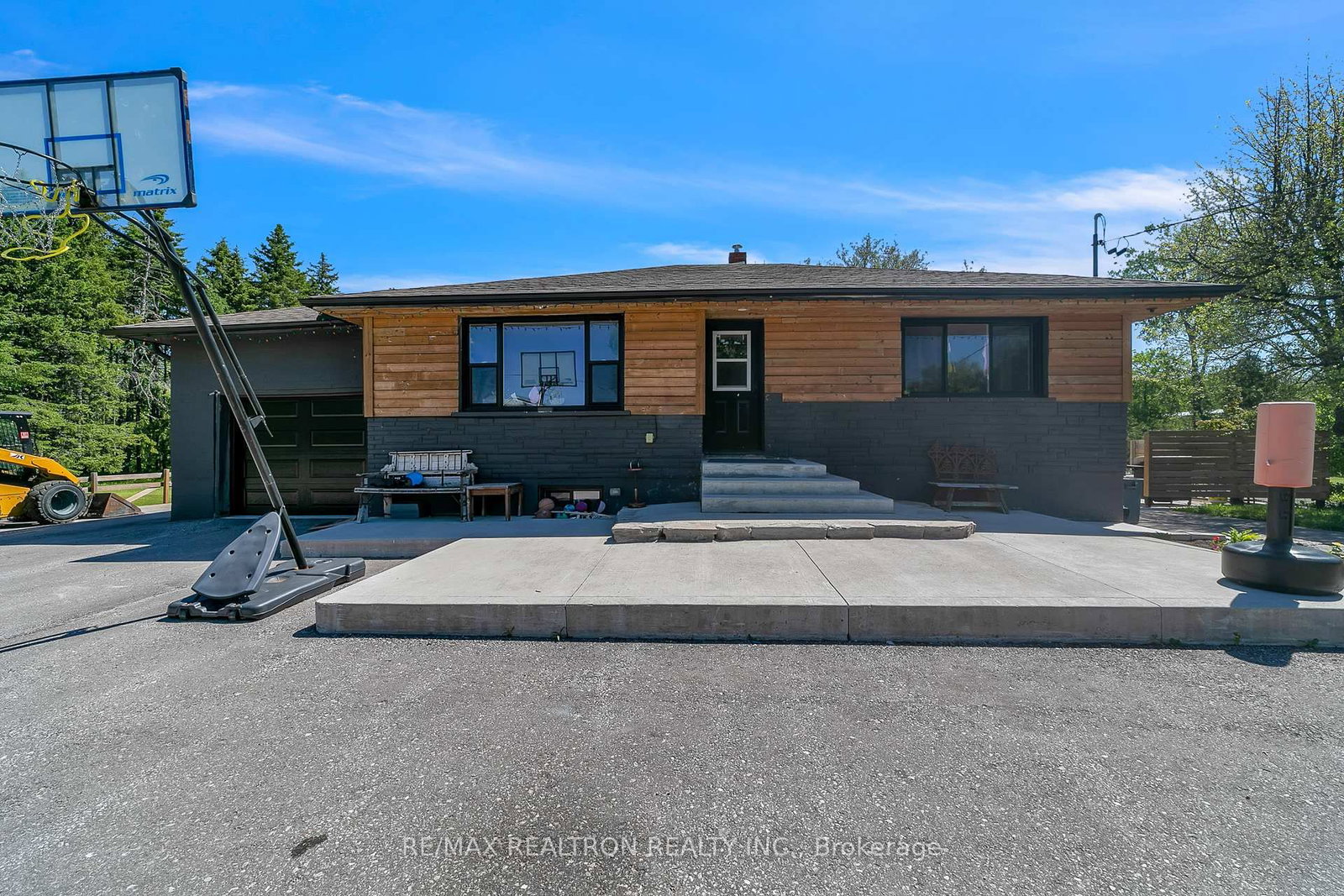 18367 Keele Street • King, ON photo 23